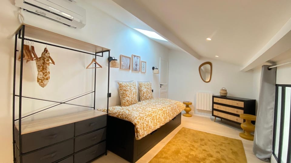 Appartement T4 au coeur du Triangle d'Or Apartment in Bordeaux