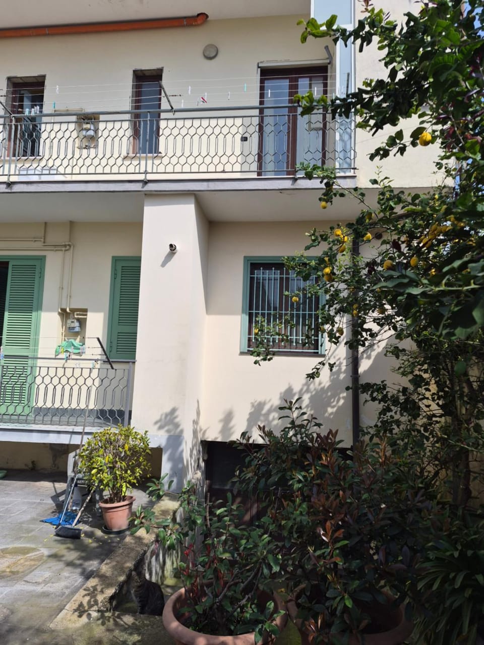 Property building, Balcony/Terrace