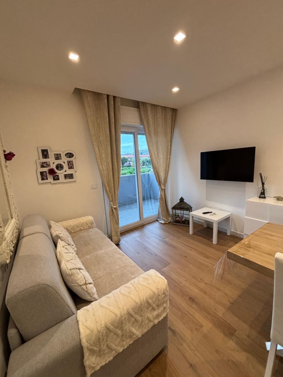 TV and multimedia, Living room