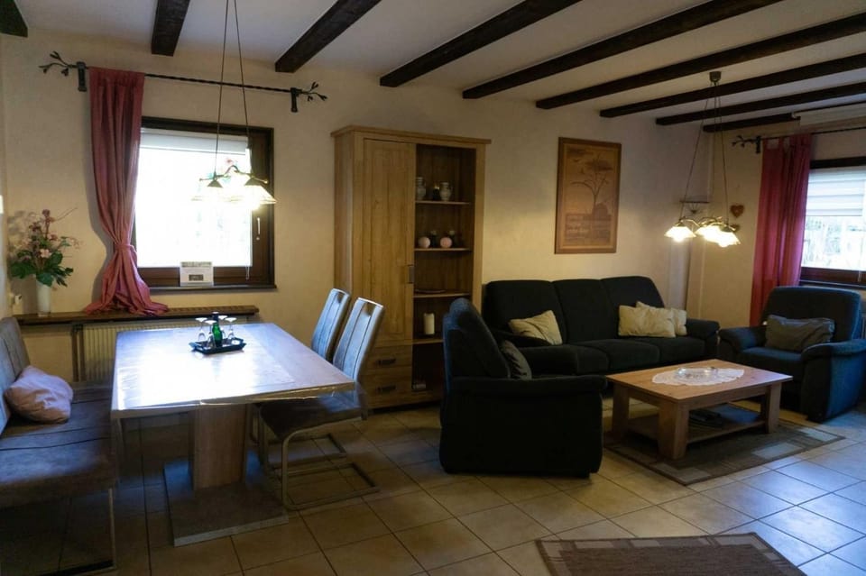 Haus Waldfrieden OG Apartment in Thalfang