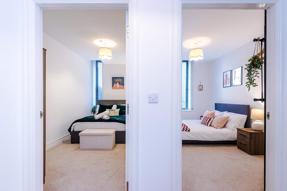 The Cosy Central - 2 Min Walk to Leeds Station Apartment in Leeds