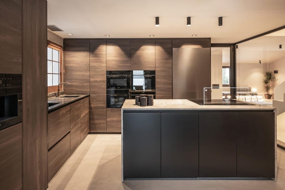 Kitchen or kitchenette, dishwasher, oven, stove
