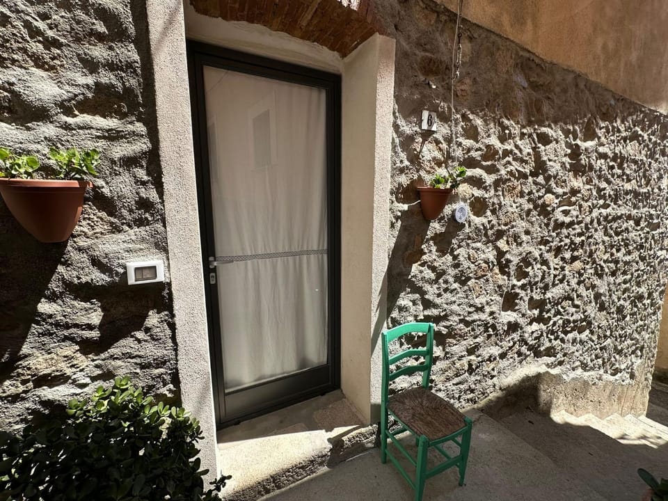 Property building, Patio