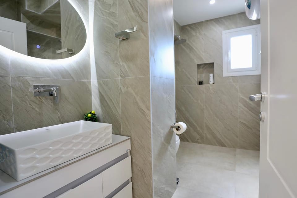 Dashaj Rooms 303 Apartment in Ksamil