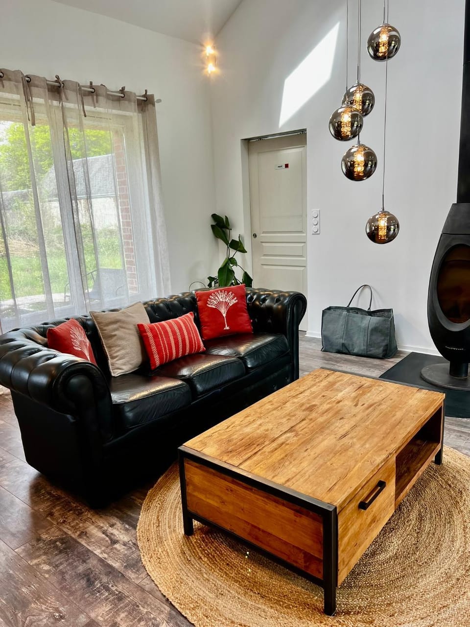 Living room, Seating area