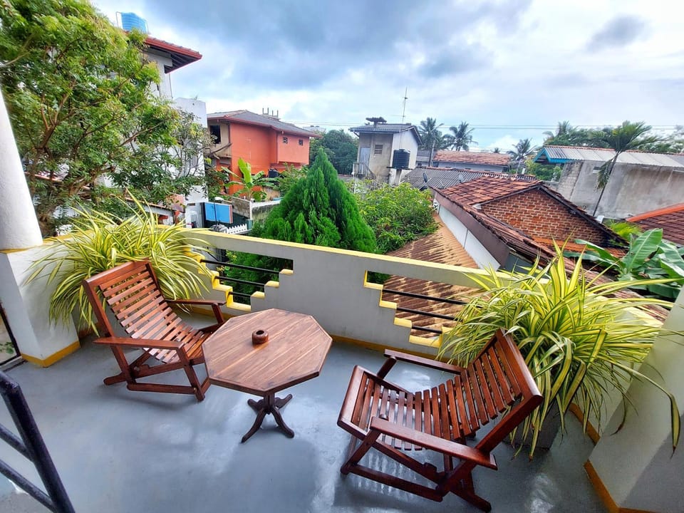Property building, Garden, View (from property/room), Seating area, Garden view