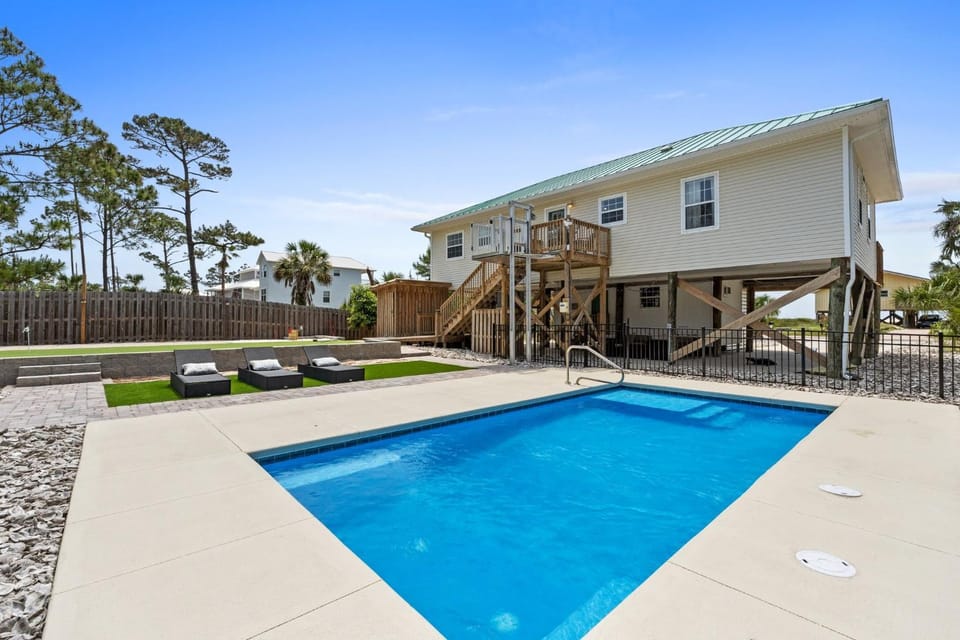 Stay Salty by Coastline Vacation Rentals House in Florida
