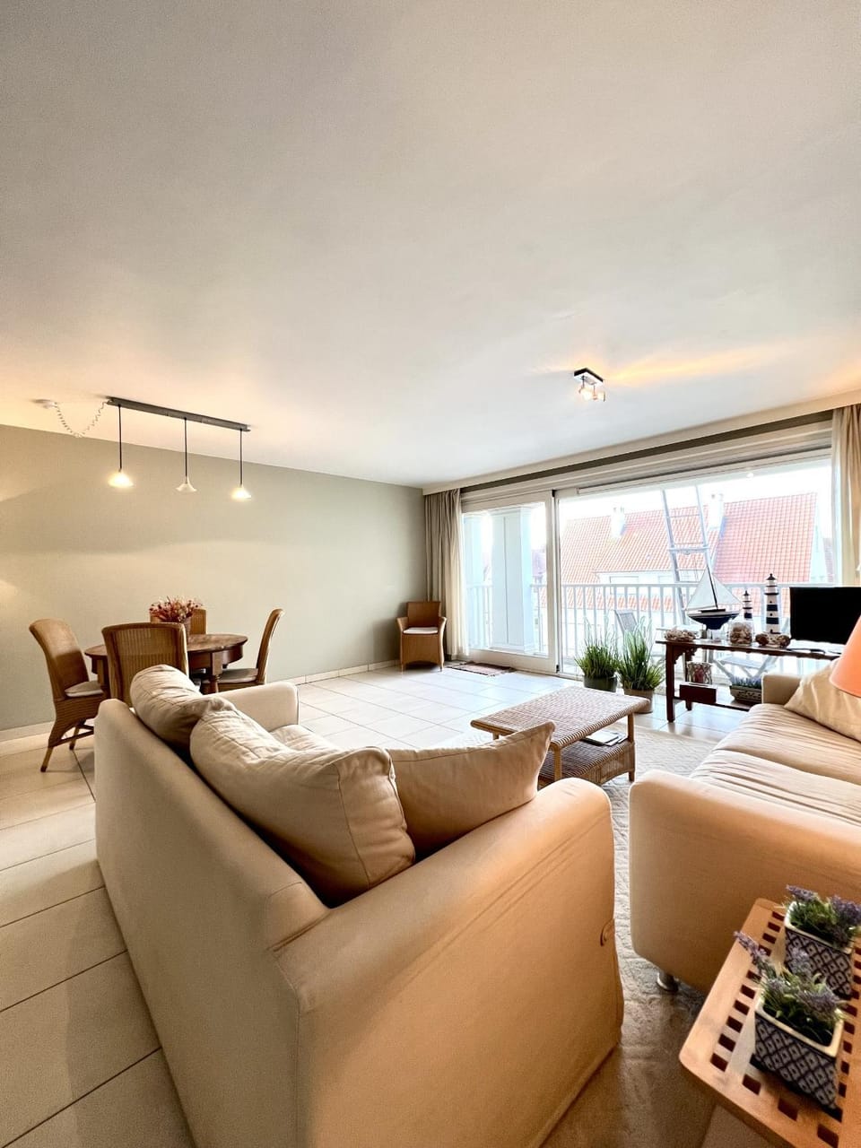 Communal lounge/ TV room, Living room