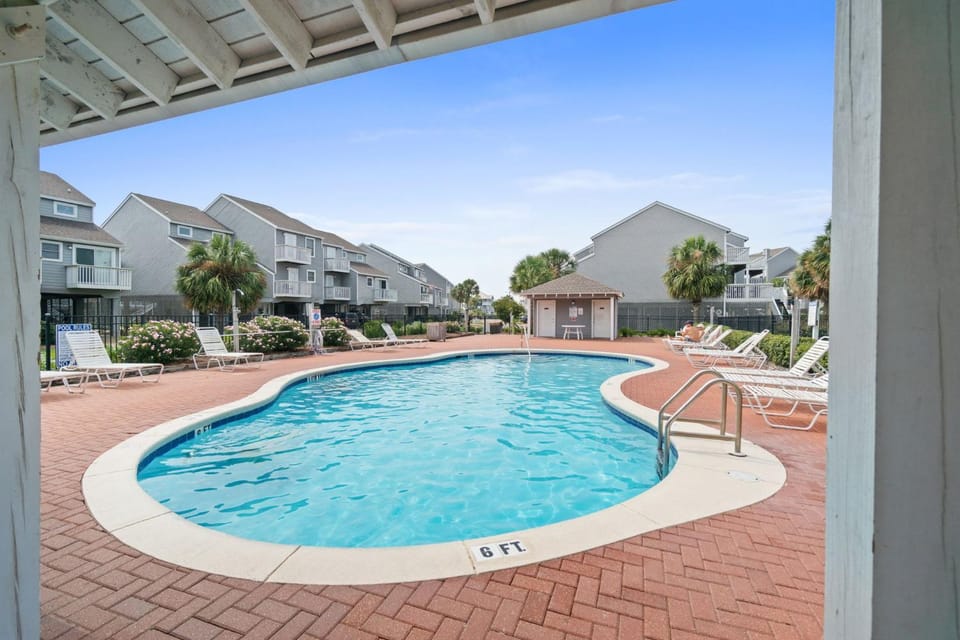 BD 430-60 by Coastline Vacation Rentals House in Florida