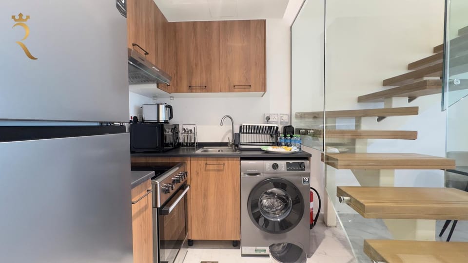 Kitchen or kitchenette, kitchen