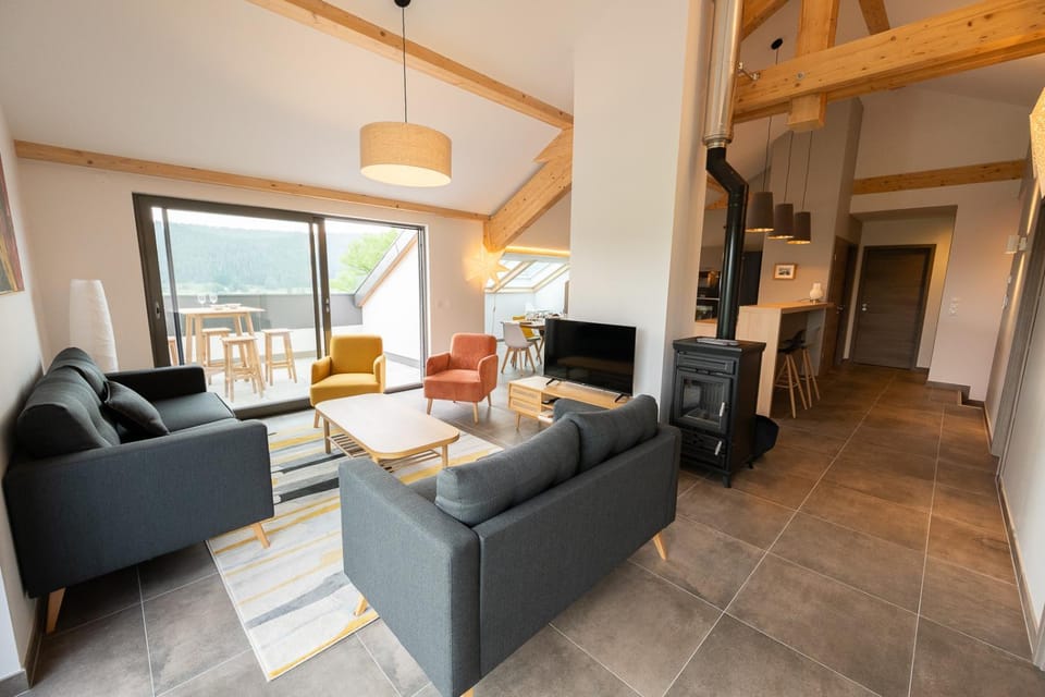 TV and multimedia, Living room, fireplace