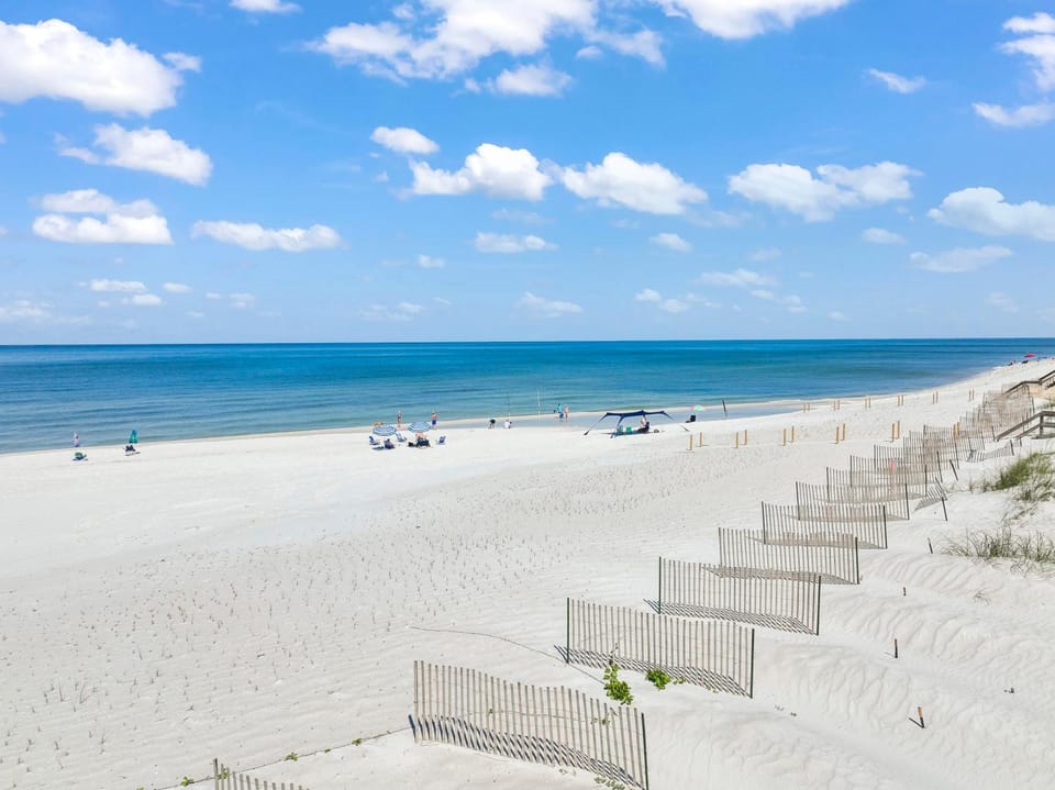 The Blue Pearl by Coastline Vacation Rentals House in Florida