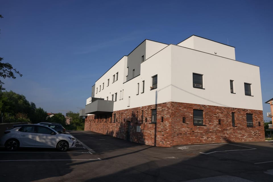 Property building, Parking