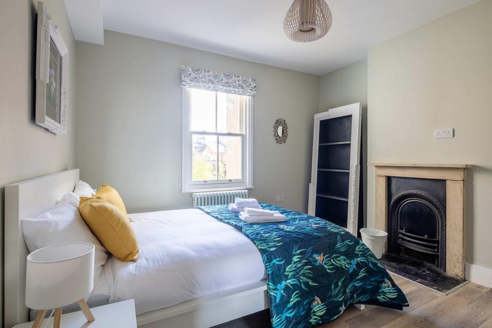 Flat 143C Iffley Road by CheckInCheckOut Apartment in Oxford