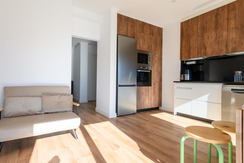Kitchen or kitchenette, Living room, Dining area