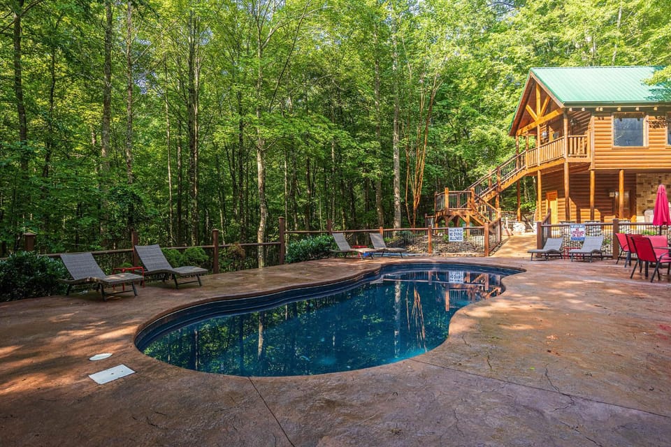 Moose Mountain Lodge by American Patriot Getaways House in Gatlinburg