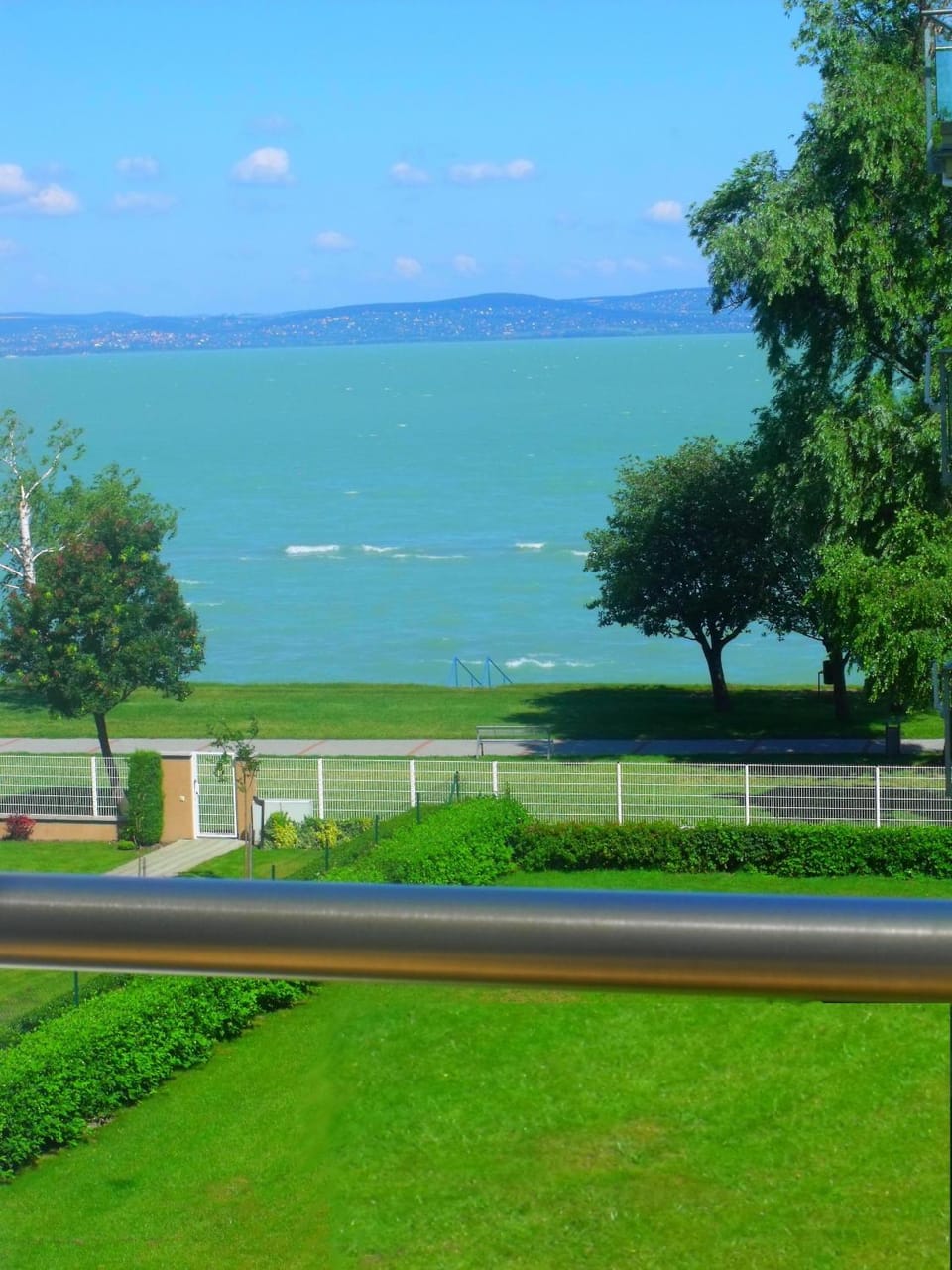Balcony/Terrace, Beach, Garden view, Lake view