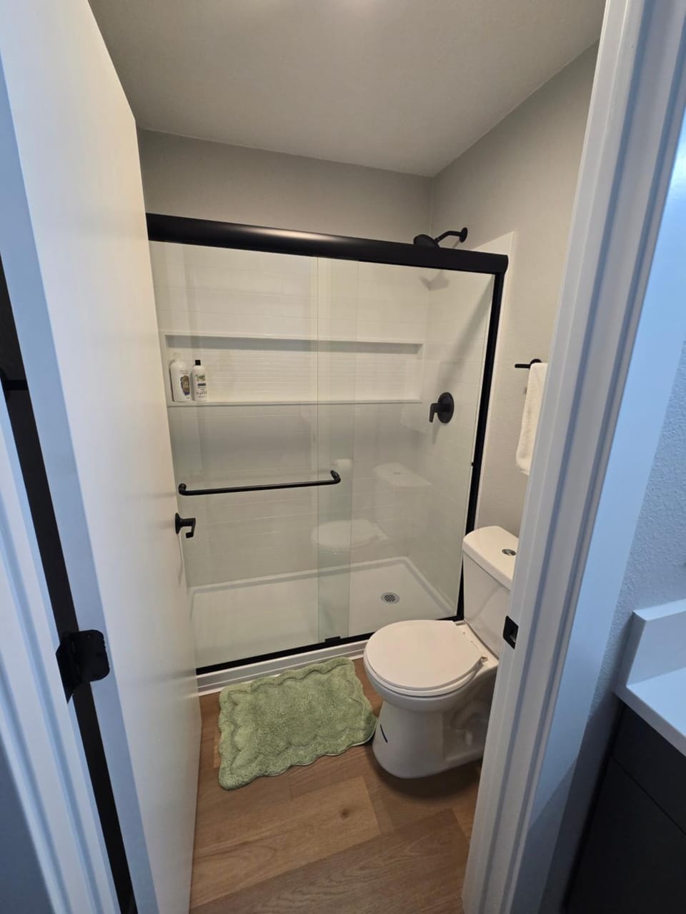 Close to Disneyland near the Beach and Close to the Airport Apartment in Costa Mesa