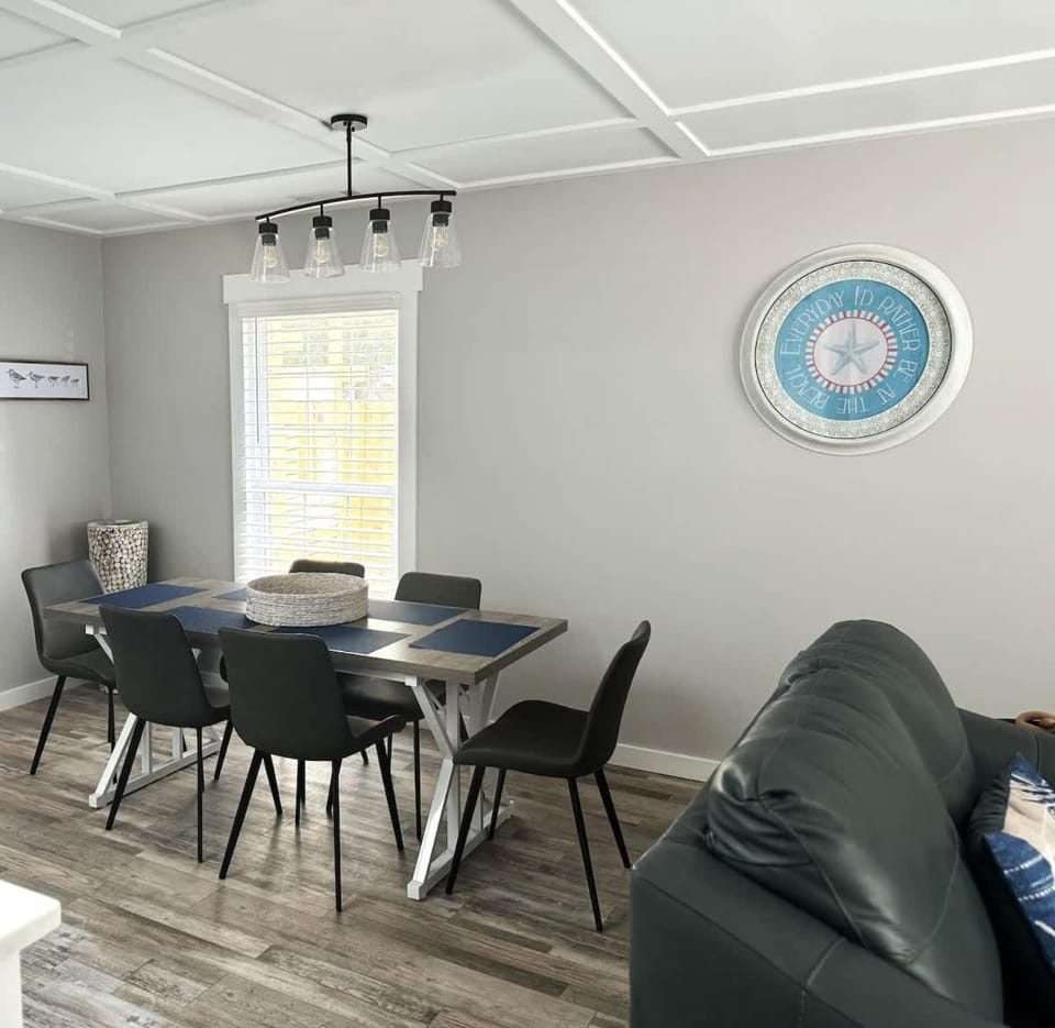 5 Camellia St- Beach Vacation! 3 Bedroom3 Bath House in Hilton Head Island