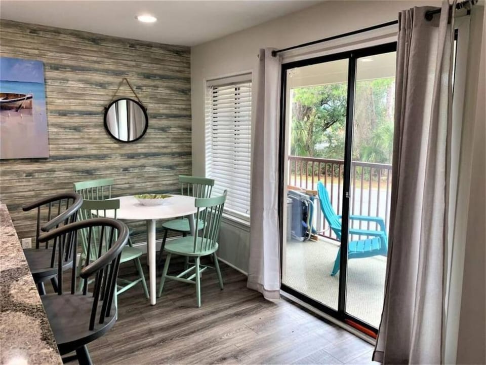 Admiral's Row 140 - Only Steps from the Beach House in Hilton Head Island