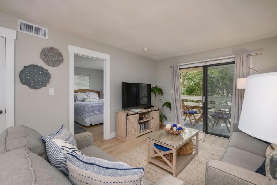 Fiddler's Cove 20I - Coastal Top Floor Villa House in Hilton Head Island