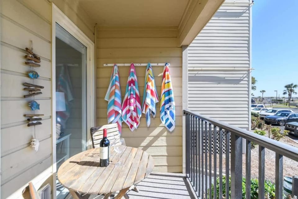 Ocean Villa C137 - Just Steps to Beach House in Hilton Head Island