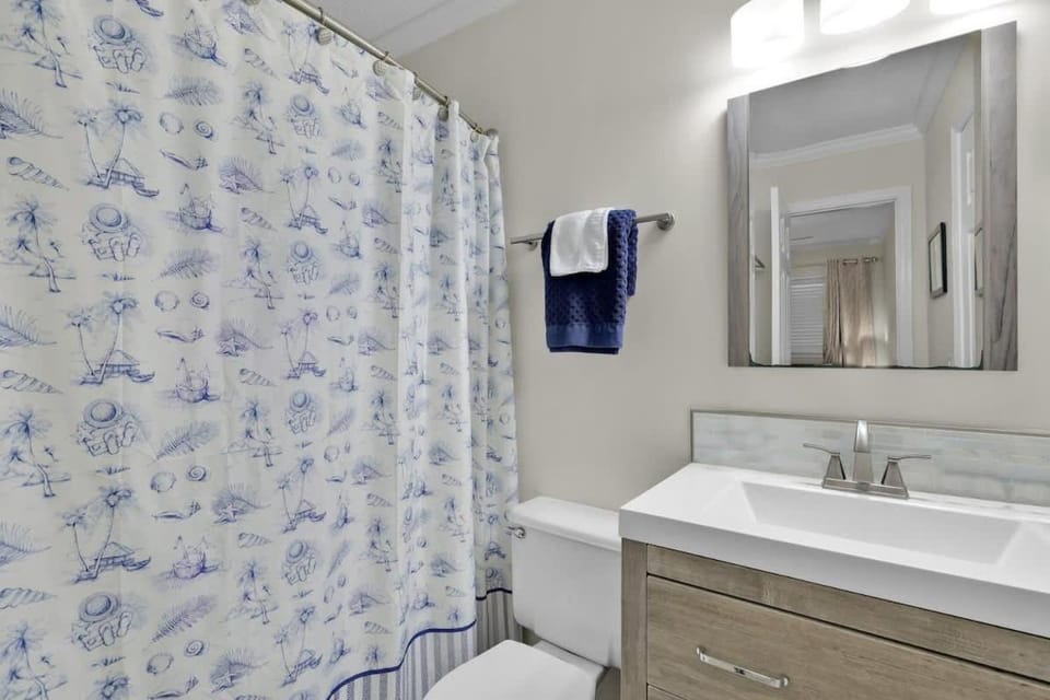 OV A-104 Ocean Villa - Ocean Front Resort Sleeps House in Hilton Head Island