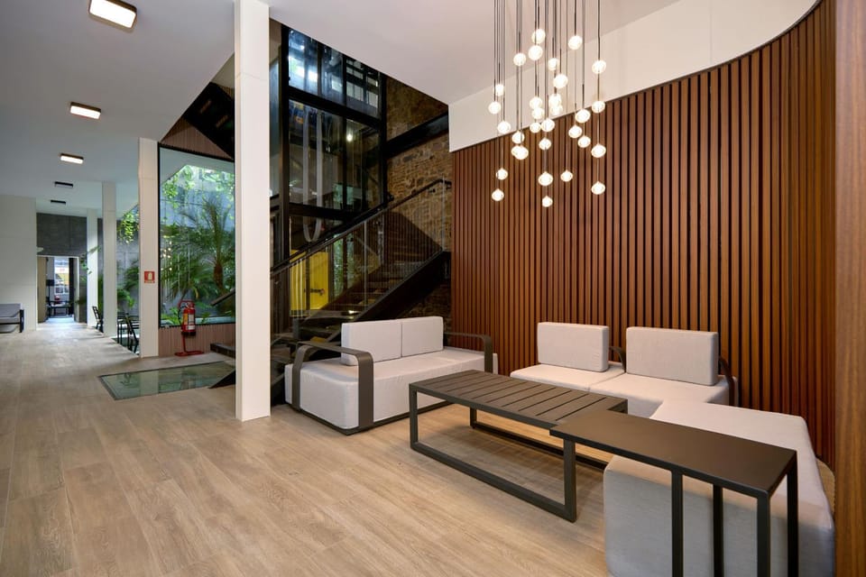 Communal lounge/ TV room, Living room, Seating area