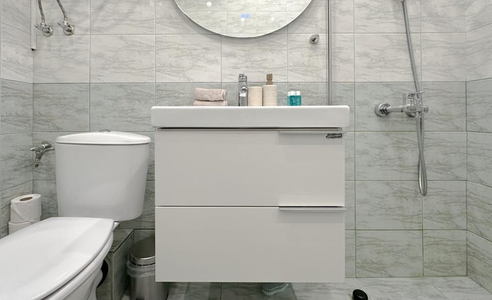 Toilet, Bathroom