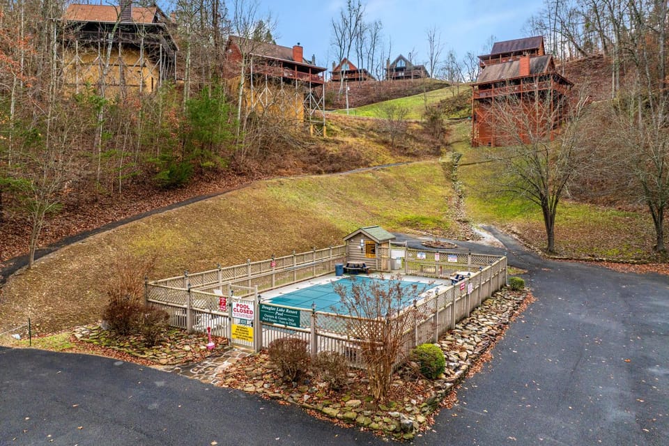 Mountain Splendor by American Patriot Getaways House in Sevierville
