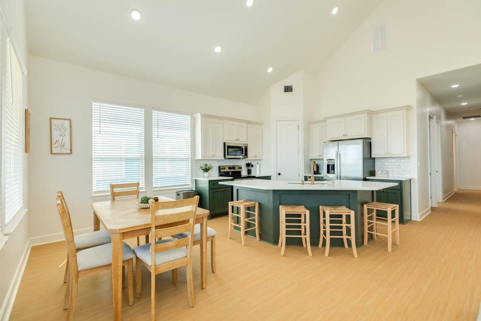 Private Beach Access Pet Friendly House in Brazoria County