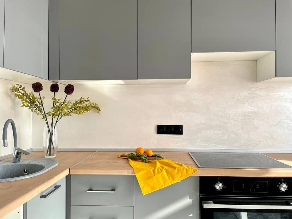 Terracota Уютные Апартаменты 1 Минута от Станции Метро Apartment in Almaty