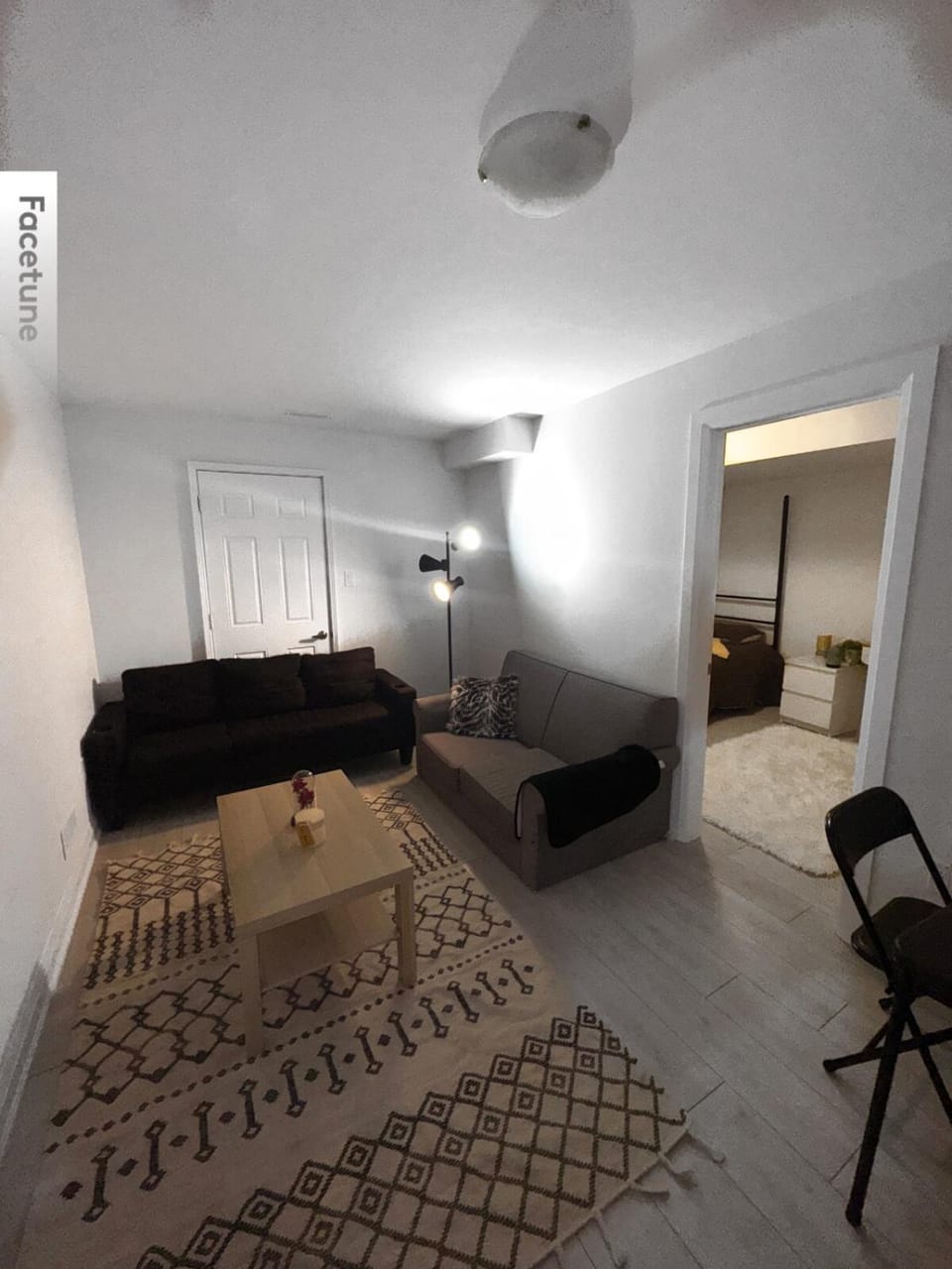 Entire unit seprate entrance Apartment in Richmond Hill