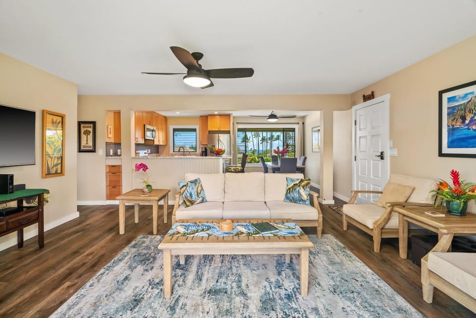 2-Bedroom Tropical Oasis House in Princeville