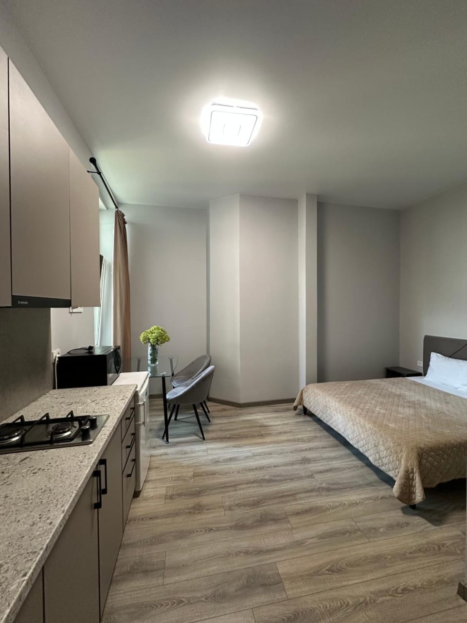 Покращена студія на Франка 1 Apartment in Ukraine