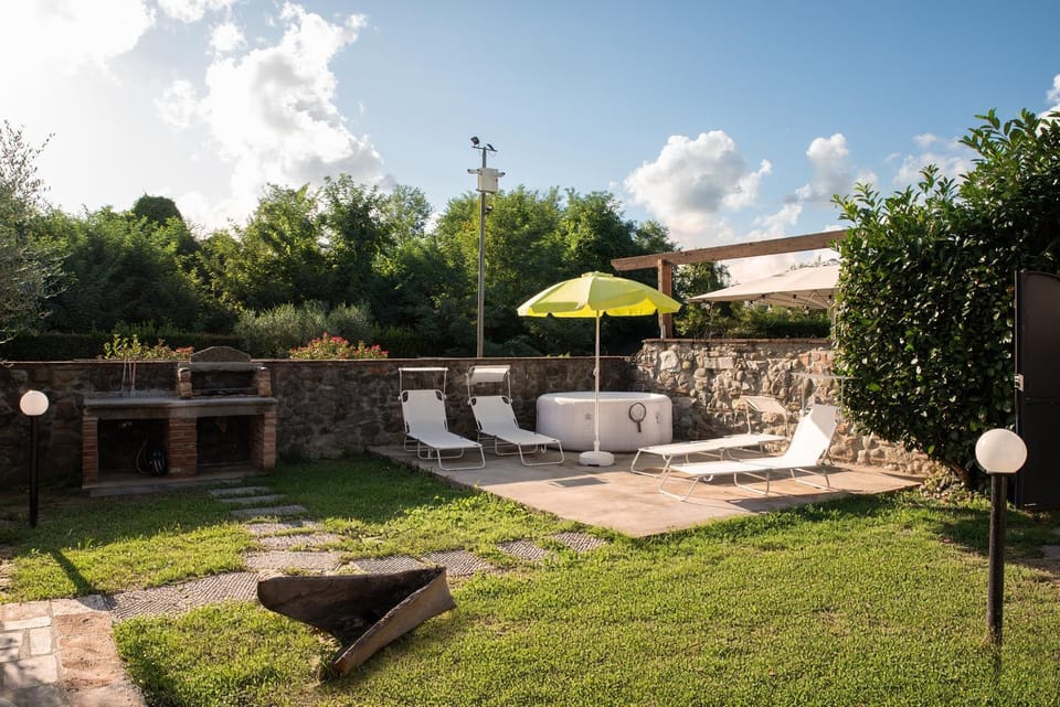 BBQ facilities, Garden