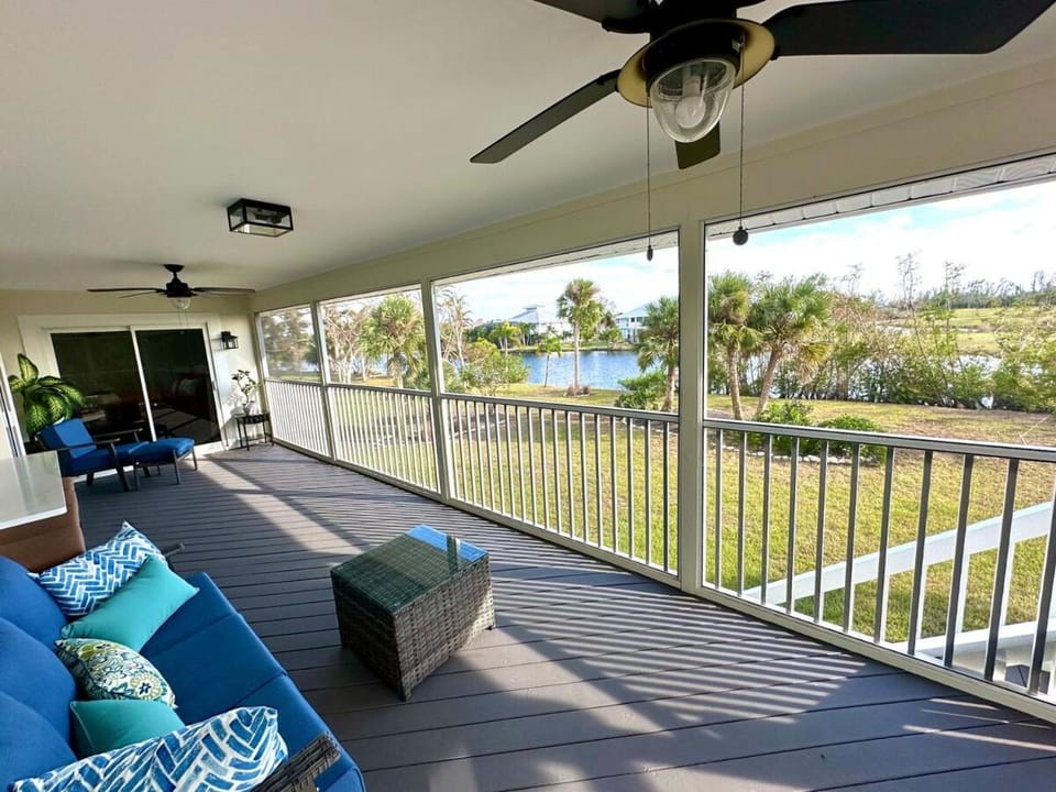 Tranquil Lakeview Home w Porch Bokeelia Retreat Apartment in Bokeelia