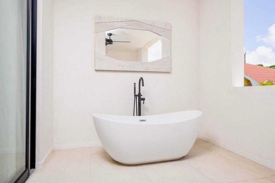 Bathroom, Bath