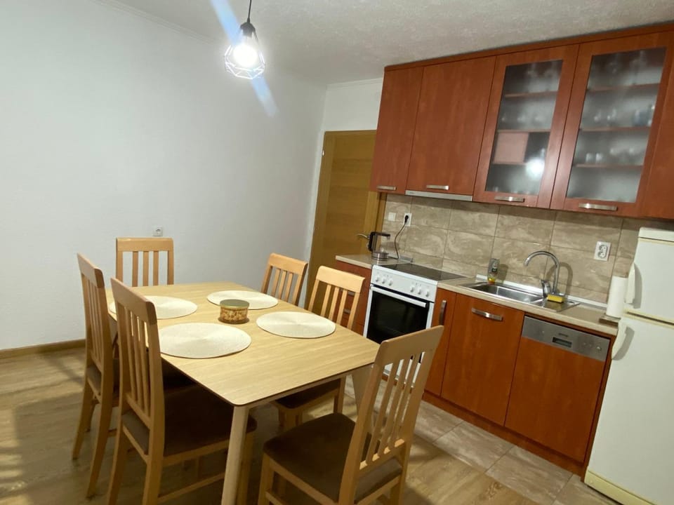 Leutar Central Apartment in Dubrovnik-Neretva County