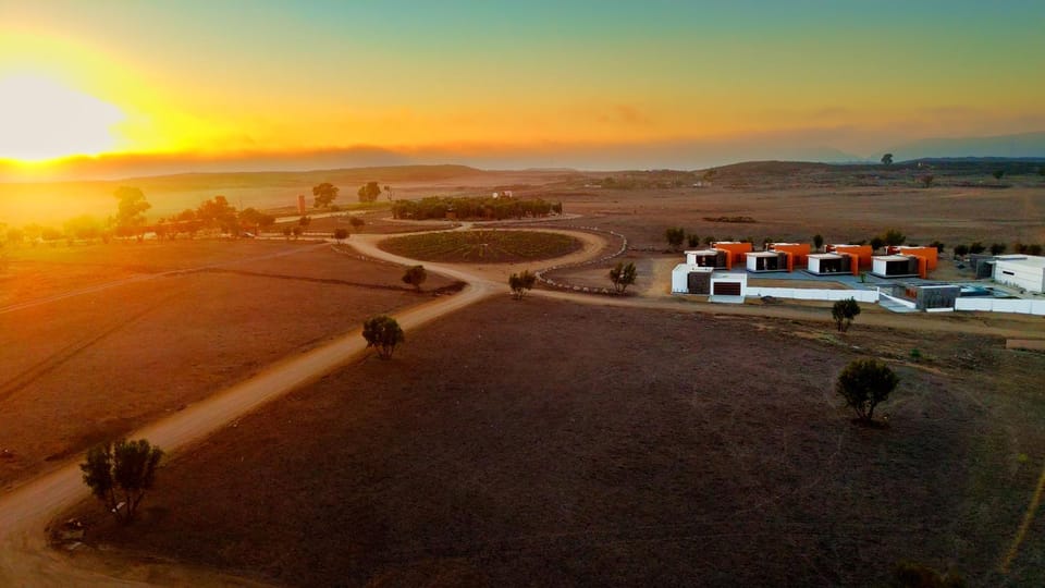 Nearby landmark, Day, Neighbourhood, Natural landscape, Bird's eye view, Sunrise, Sunset
