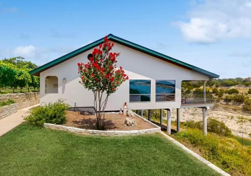 Property building, Day, Garden view