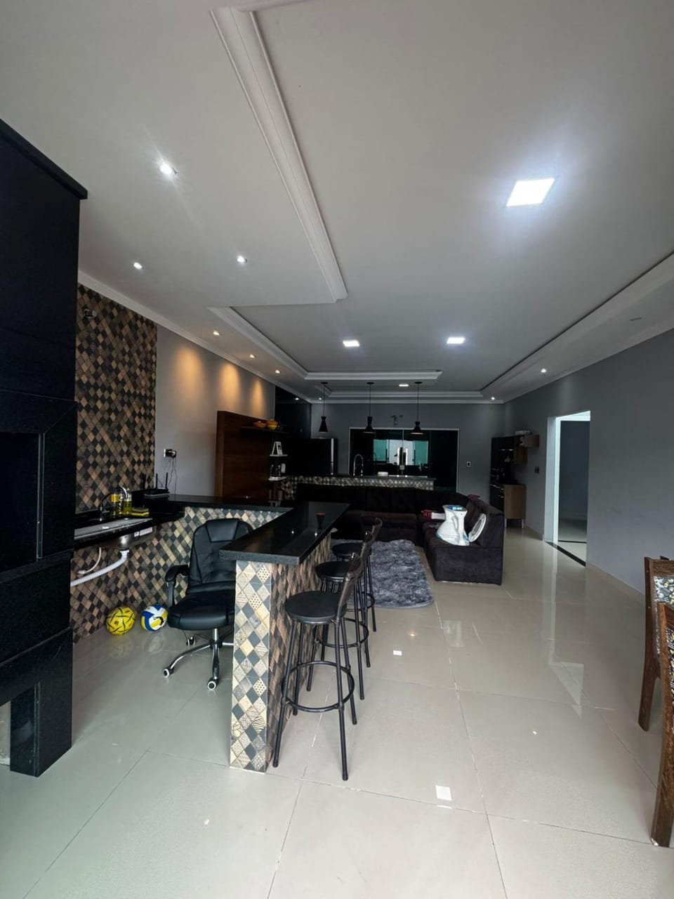BBQ facilities, Dining area