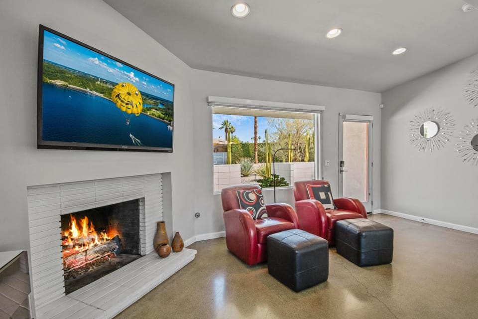 TV and multimedia, Living room, Seating area