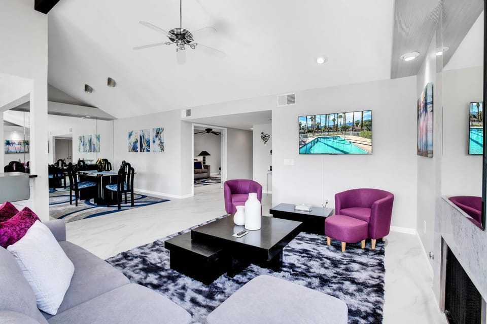 TV and multimedia, Living room, Seating area