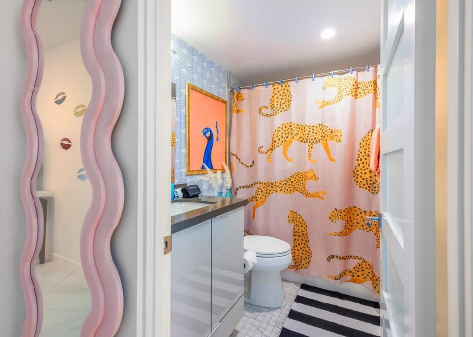 Bathroom, Bath