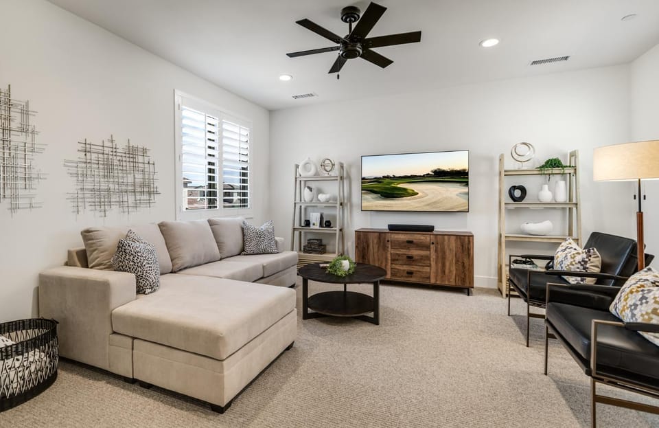 TV and multimedia, Living room, Seating area