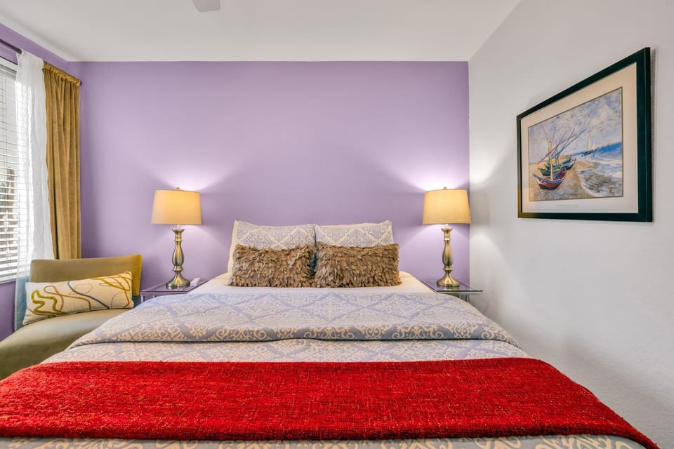 Bed, Bedroom
