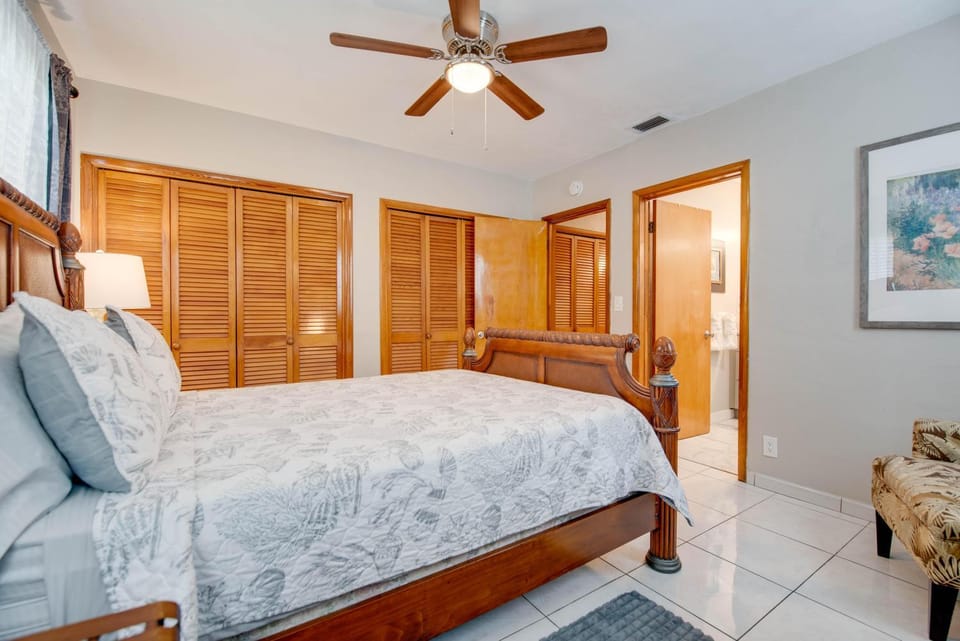 Conch Keys | Private Pool & Outdoor Bar Paradise! House in Key West