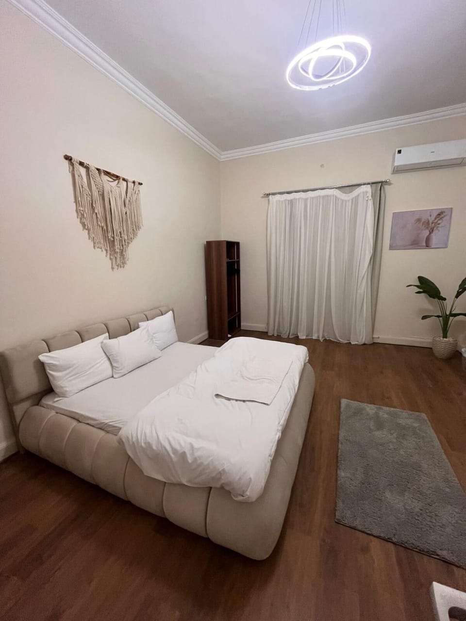 Zamalek high ceiling 3BR Apartment in Cairo