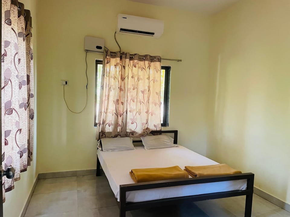 Bs patil farmhouse by Prashant Patil Apartment in Maharashtra